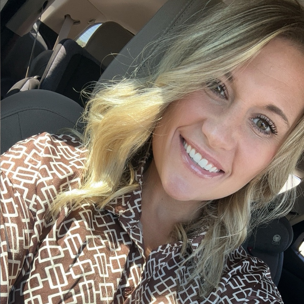 Meet your Posher, Kelly
